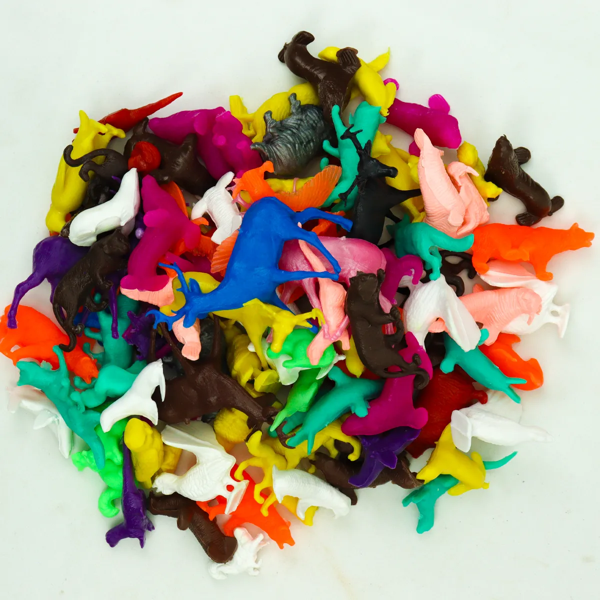 100 Animales Plástico Habitad Tundra Maqueta Escolar - Imagen 2